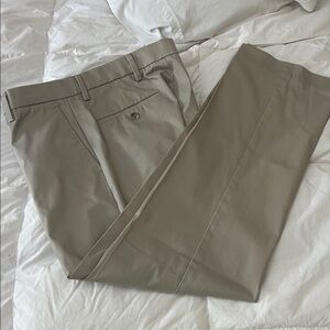 Dockers Khaki Straight Fit Iron-Free Pants 32x30 NWOT
